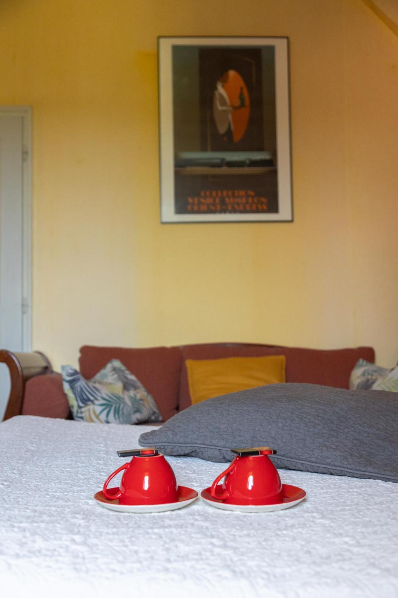 Le Domaine Du Meunier Hotel Mortagne-sur-Gironde Luaran gambar
